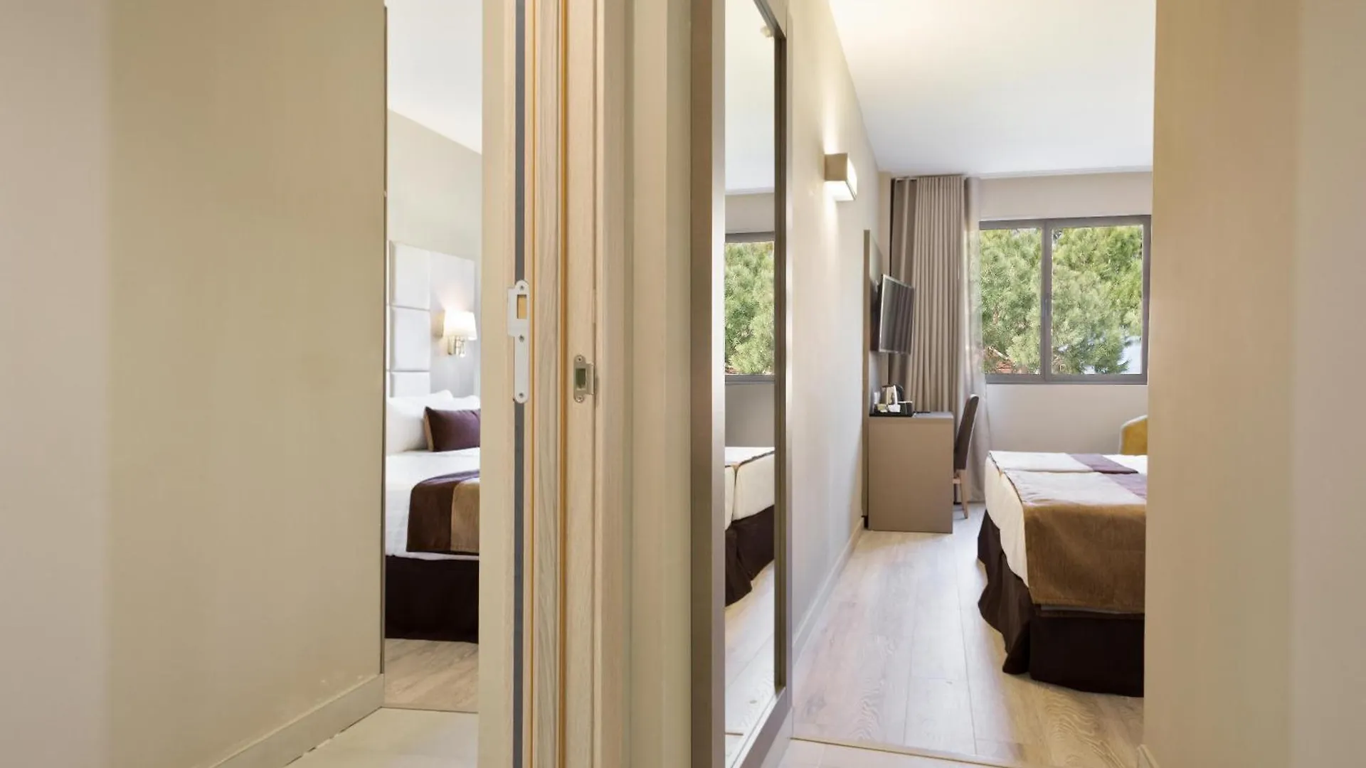 Hotel Best Front Maritim Barcelona 4*,  España